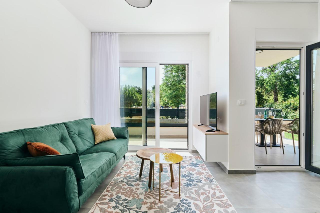 Apartments San Maris ウマグ エクステリア 写真