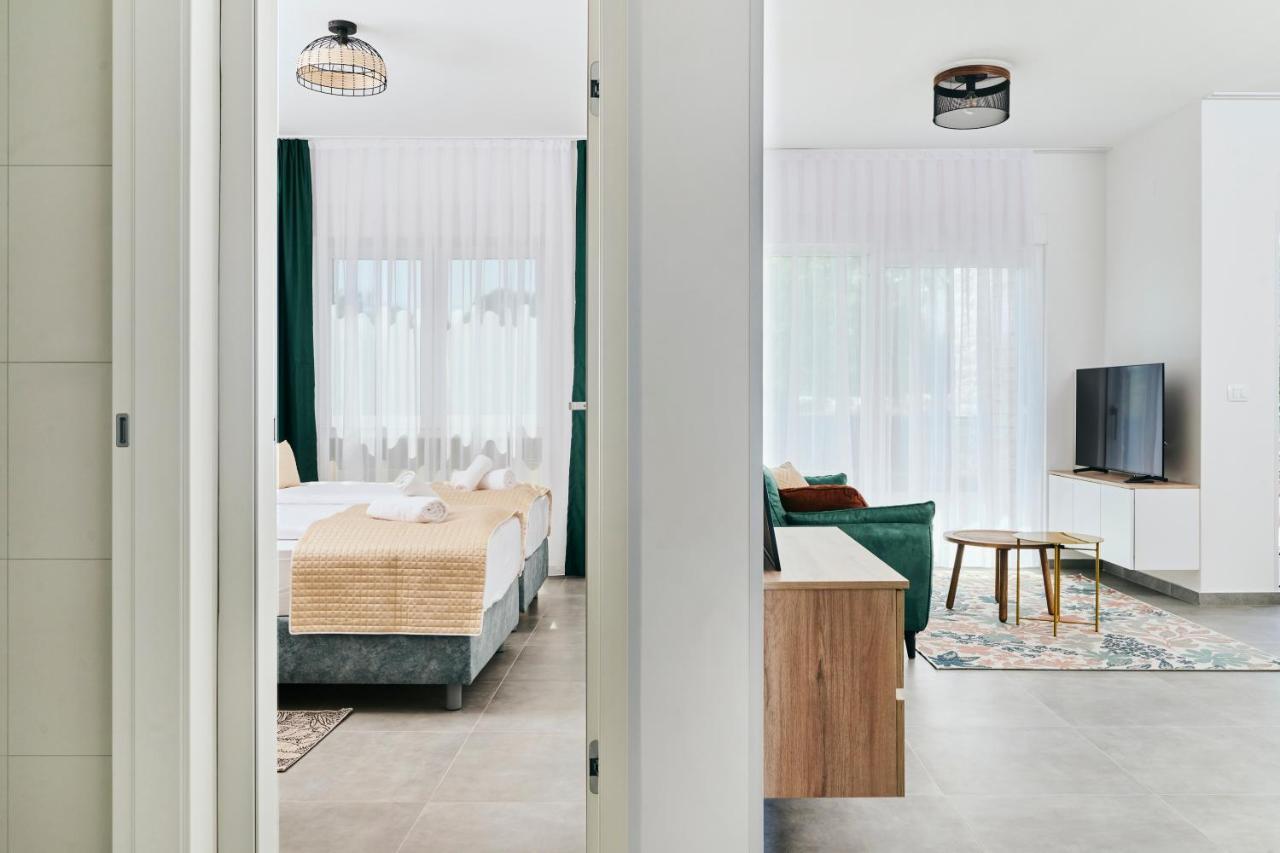 Apartments San Maris ウマグ エクステリア 写真