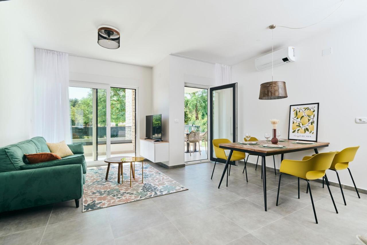 Apartments San Maris ウマグ エクステリア 写真