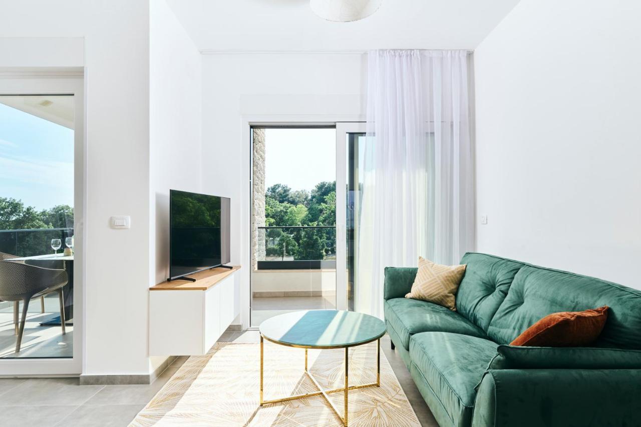 Apartments San Maris ウマグ エクステリア 写真