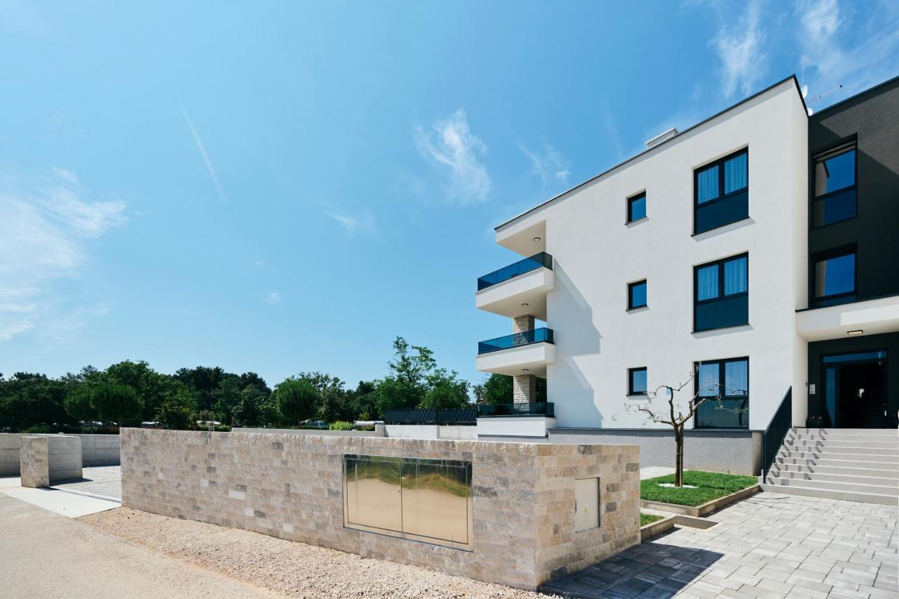 Apartments San Maris ウマグ エクステリア 写真